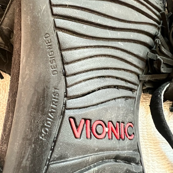 Vionic Sandals - Picture 2 of 5